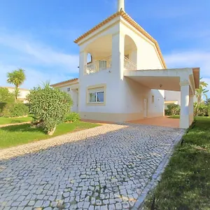 https://villa-exclusive-oasis-parque.hotelaalgarve.com